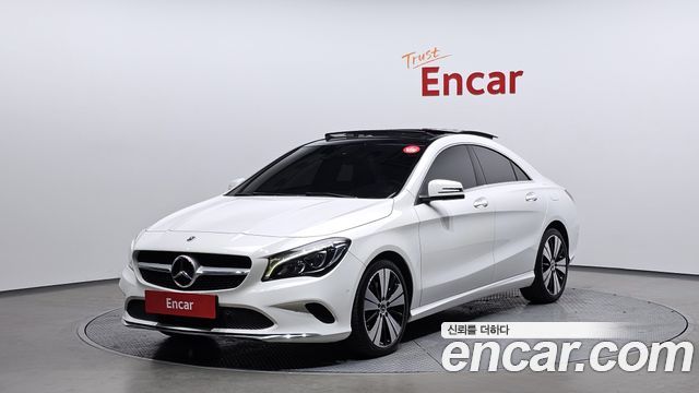 Mercedes-Benz CLA-Class CLA250 4MATIC