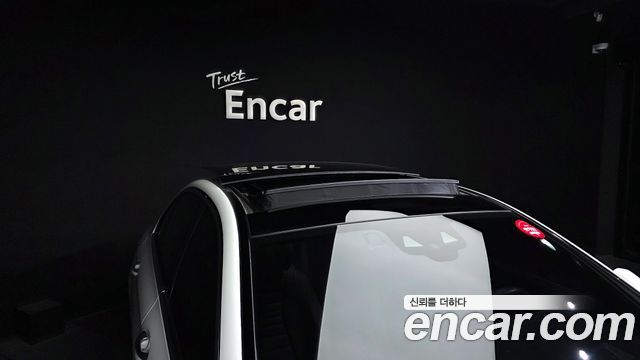 Mercedes-Benz E-Class E350 4MATIC AMG Line