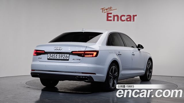 Audi A4 40 TFSI Premium