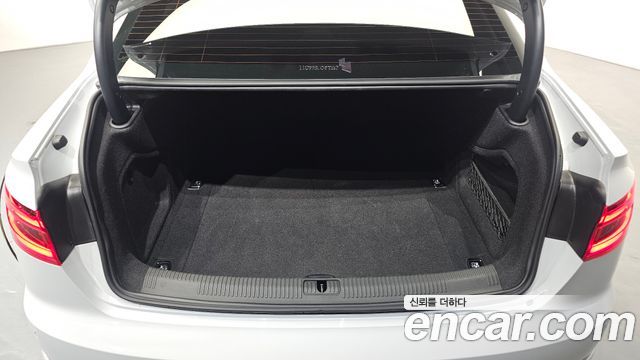 Audi A4 40 TFSI Premium