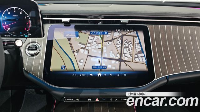 Mercedes-Benz E-Class E300 4MATIC Exclusive