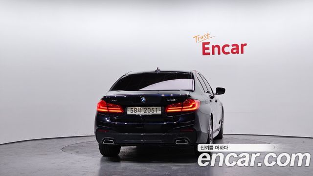 BMW 5-Series 530i xDrive M Sport Package Plus
