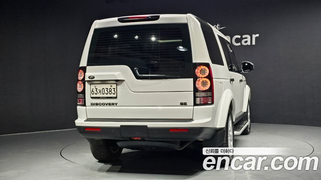 Land Rover Discovery 3.0 SDV6 SE
