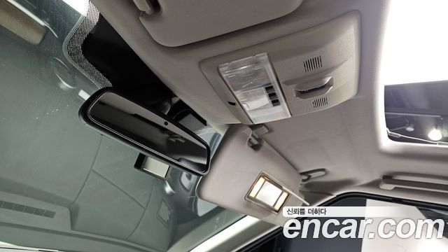 Land Rover Discovery 3.0 SDV6 SE