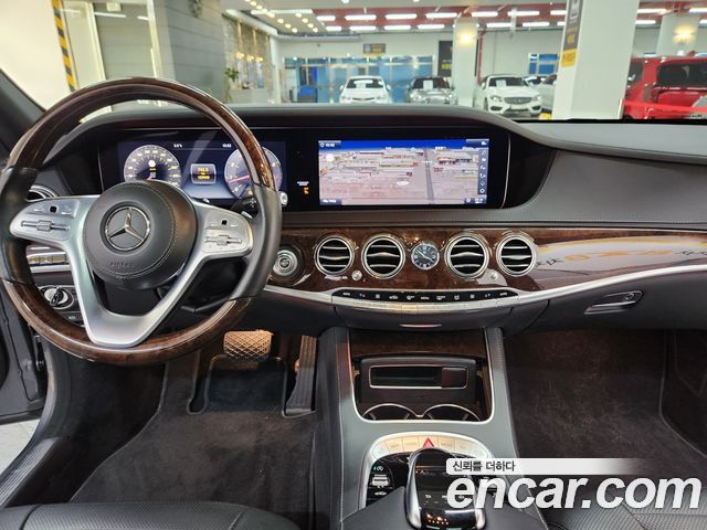 Mercedes-Benz S-Class S560L 4MATIC