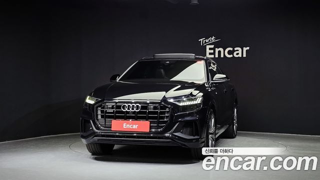 Audi Q8 55 TFSI Quattro Premium
