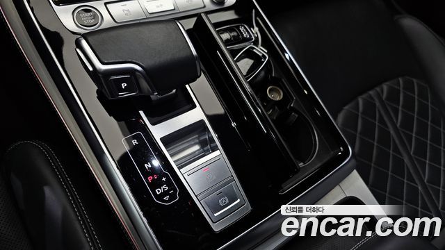Audi Q8 55 TFSI Quattro Premium