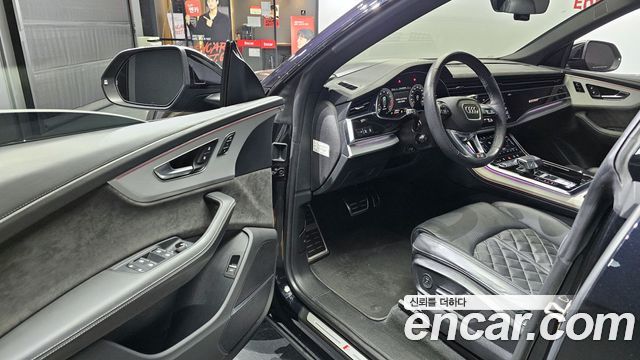 Audi Q8 55 TFSI Quattro Premium