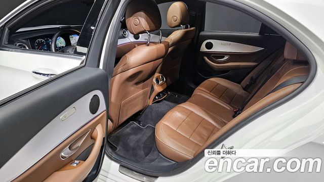 Mercedes-Benz E-Class E250 Avantgarde