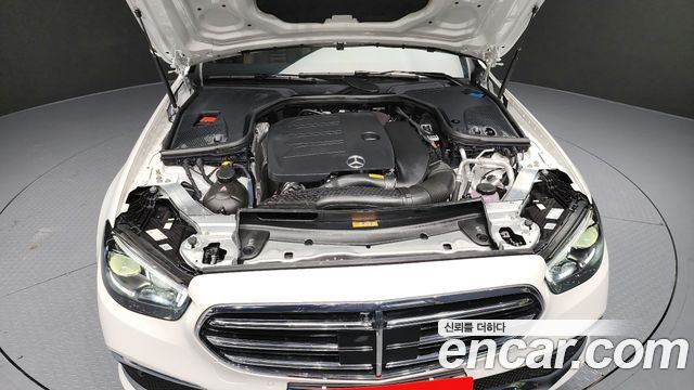 Mercedes-Benz E-Class E350 4MATIC Exclusive