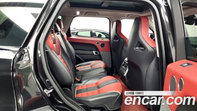 Land Rover Range Rover Sport 5.0 SVR
