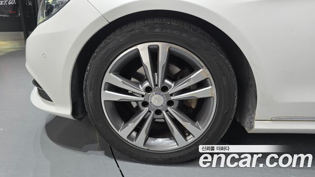 Mercedes-Benz E-Class E220 Bluetec Avantgarde