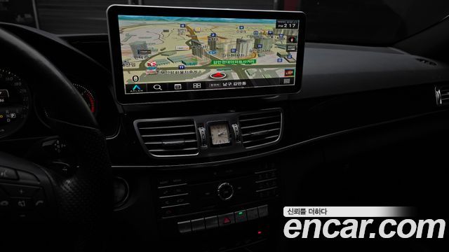 Mercedes-Benz E-Class E220 Bluetec Avantgarde