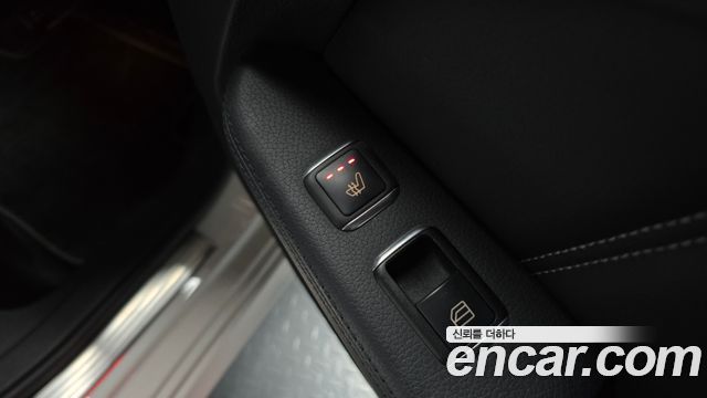 Mercedes-Benz E-Class E220 Bluetec Avantgarde