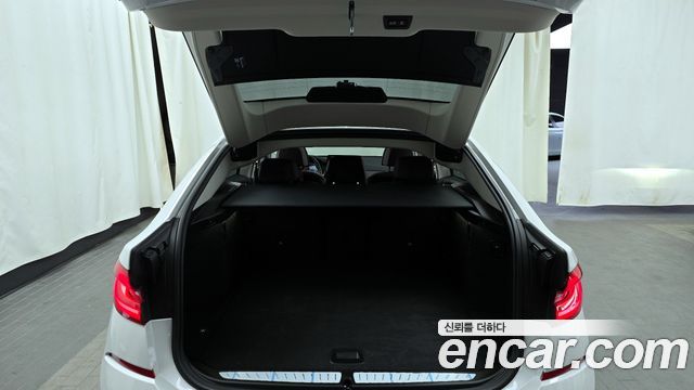 BMW Gran Turismo 630i xDrive Luxury