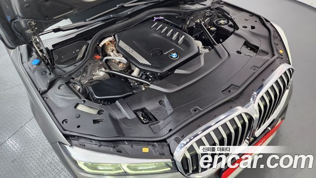 BMW 7-Series 730d xDrive M Sport