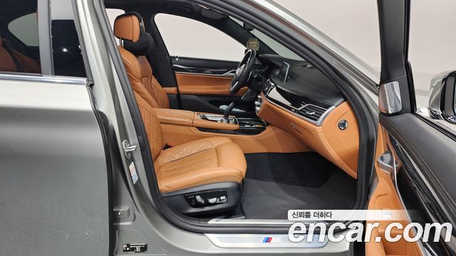 BMW 7-Series 730d xDrive M Sport