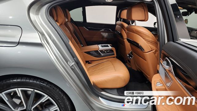 BMW 7-Series 730d xDrive M Sport