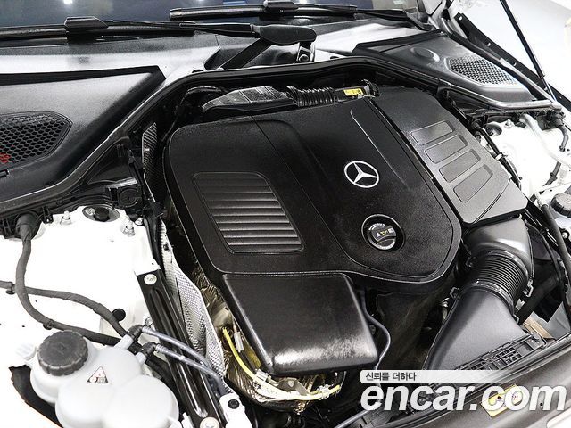 Mercedes-Benz E-Class E200 Avantgarde