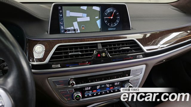 BMW 7-Series 750Li xDrive Premium