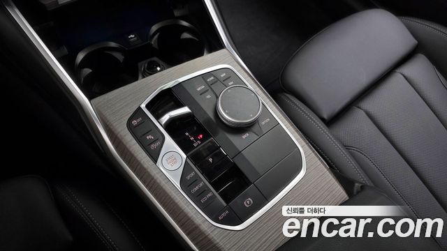 BMW 3-Series 320i Touring