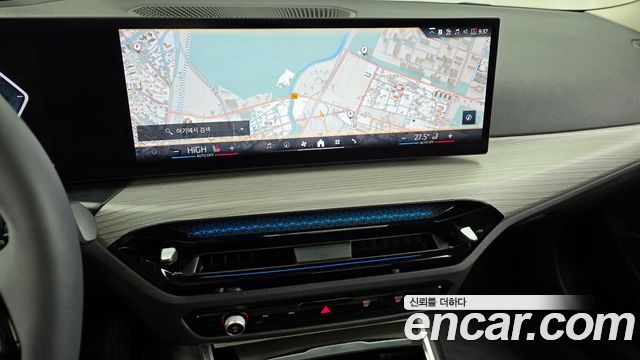BMW 3-Series 320i Touring