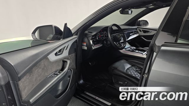 Audi Q8 55 TFSI Quattro Premium