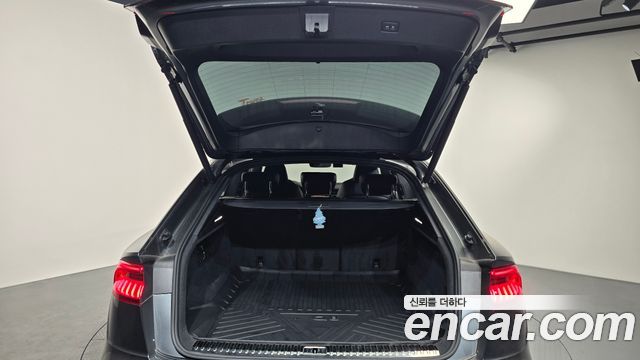 Audi Q8 55 TFSI Quattro Premium