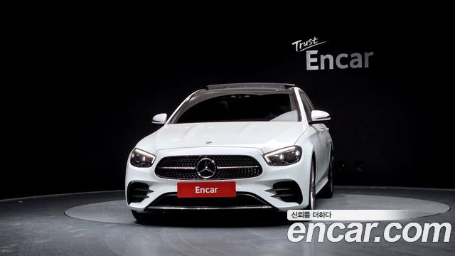Mercedes-Benz E-Class E350 4MATIC AMG Line