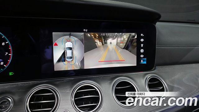 Mercedes-Benz E-Class E350 4MATIC AMG Line
