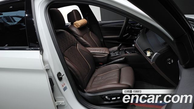 BMW 5-Series 530i M Sport Package Plus