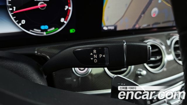 Mercedes-Benz E-Class E350 4MATIC AMG Line