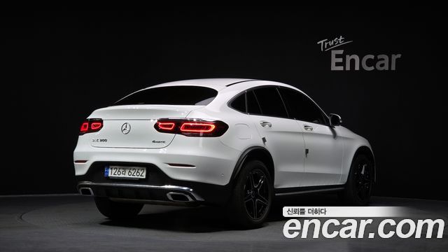 Mercedes-Benz GLC-Class GCL300 4MATIC Coupe