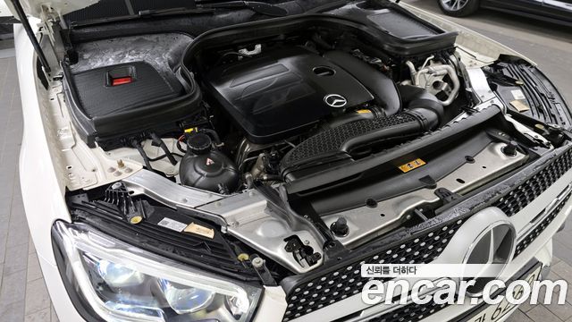Mercedes-Benz GLC-Class GCL300 4MATIC Coupe