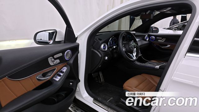 Mercedes-Benz GLC-Class GCL300 4MATIC Coupe