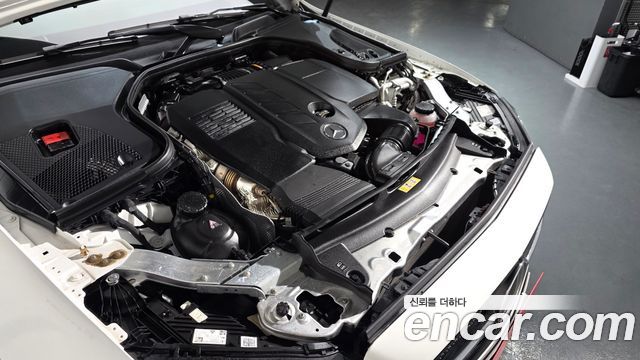 Mercedes-Benz E-Class E300d 4MATIC Coupe