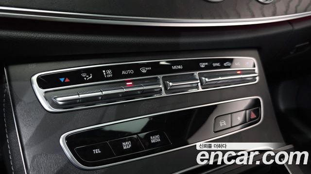 Mercedes-Benz E-Class E300d 4MATIC Coupe