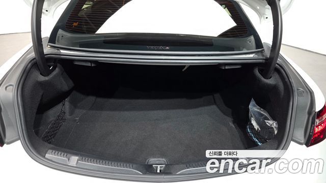 Mercedes-Benz E-Class E300d 4MATIC Coupe