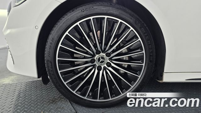 Mercedes-Benz E-Class E450 4MATIC Exclusive