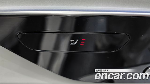 Mercedes-Benz E-Class E450 4MATIC Exclusive