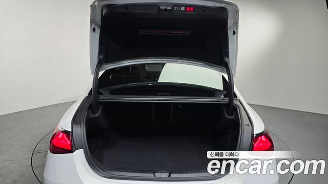 Mercedes-Benz E-Class E450 4MATIC Exclusive