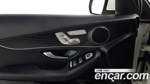 Mercedes-Benz GLC-Class GLC300 4MATIC