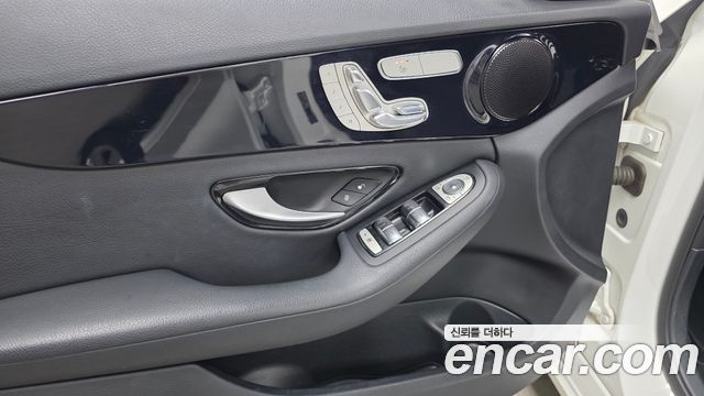 Mercedes-Benz C-Class C200