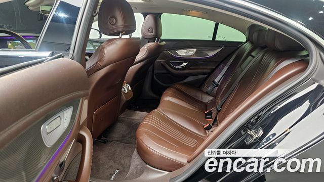 Mercedes-Benz CLS-Class CLS300d AMG Line