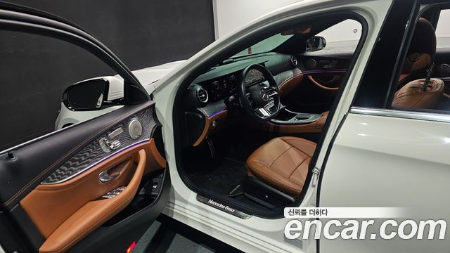 Mercedes-Benz E-Class E350 4MATIC AMG Line