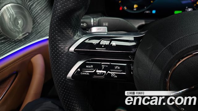 Mercedes-Benz E-Class E350 4MATIC AMG Line