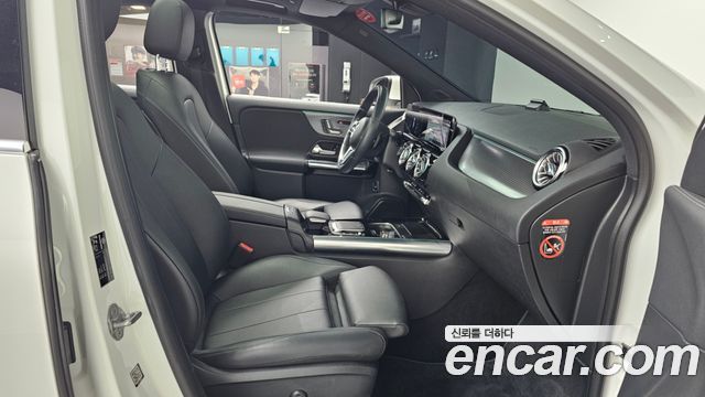 Mercedes-Benz GLA-Class GLA220