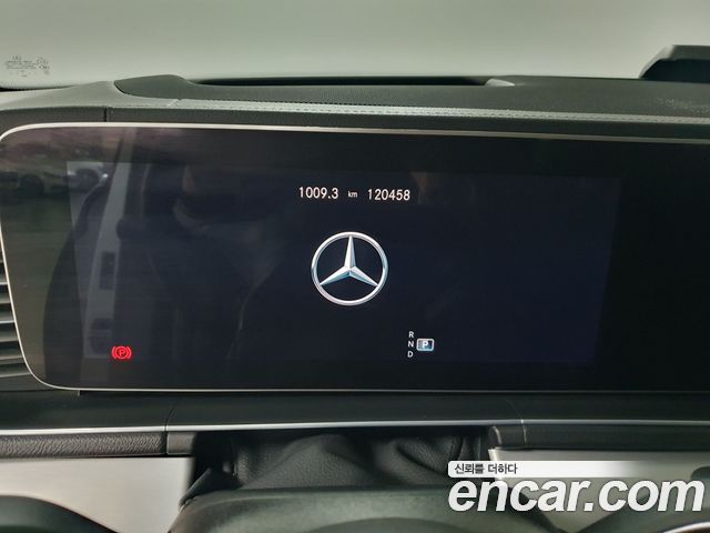 Mercedes-Benz GLE-Class GLE300d 4MATIC