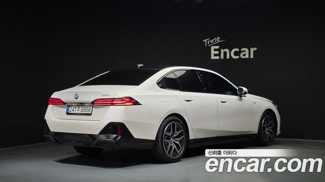 BMW 5-Series 520i M Sport