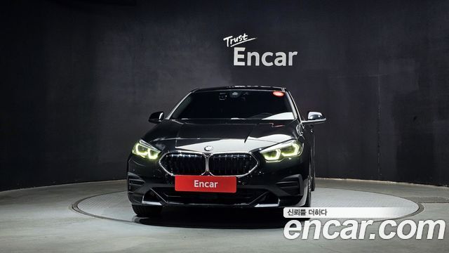 BMW 2-Series 220i Advantage